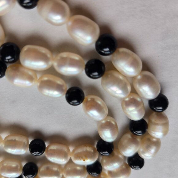 Genuine Pearl & Black Onyx 925 Sterling Silver Necklace - Picture 2 of 4